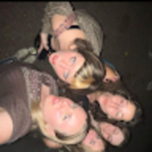 Meet your Posher, Kenzi